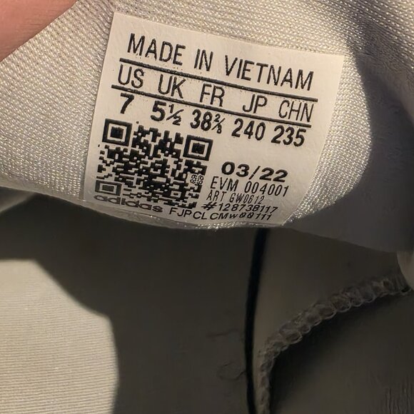 Size 7 - adidas Originals Womens Ozelia W Grey Reflective Casual Shoes GW0612 - Picture 9 of 9